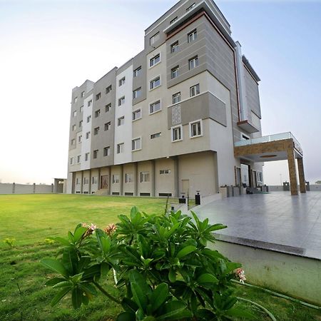 The Sky Imperial - Shahi Hotels & Resort Nāthdwāra Kültér fotó